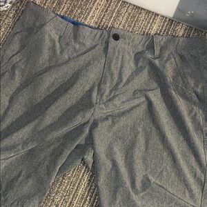 Men's Flat-Front Shorts in Charcoal Gray